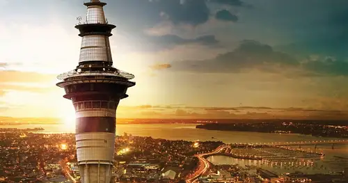 Discover Auckland City - City of sails