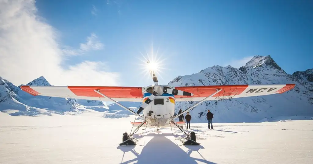 The Grand Circle 55-Minute Scenic Flight