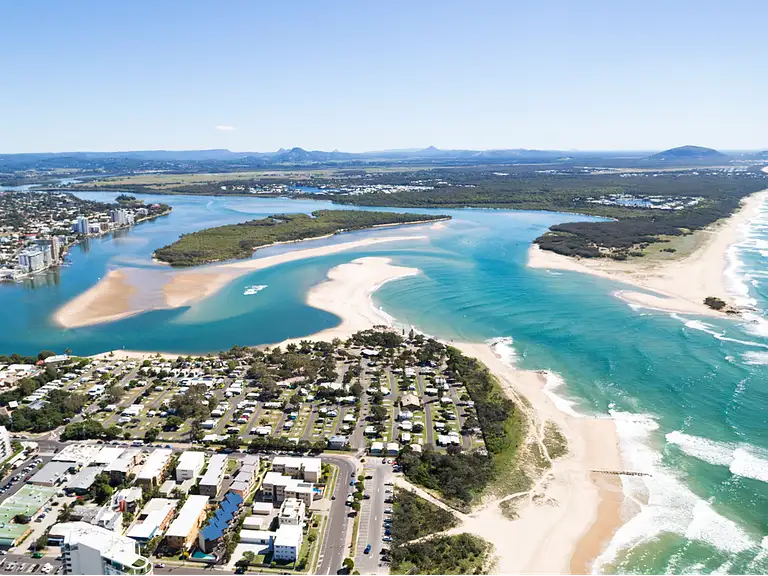 Sunshine Coast Seaplane Flight Deals